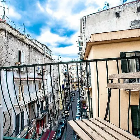 Le Mura Antiche Νάπολη