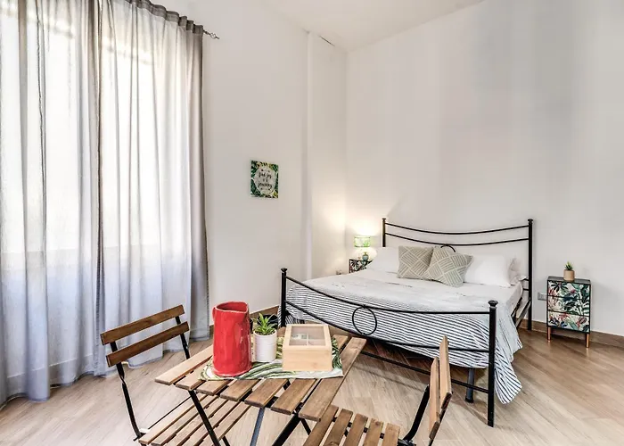 Le Mura Antiche 4* نابولي