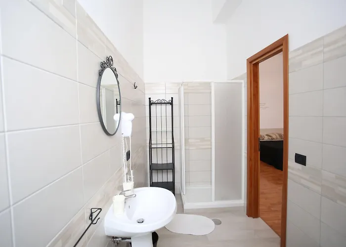 Le Mura Antiche نابولي