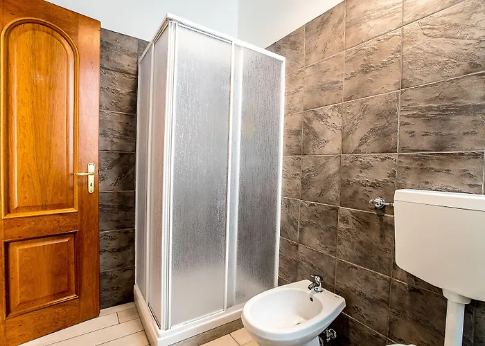 Le Mura Antiche نابولي